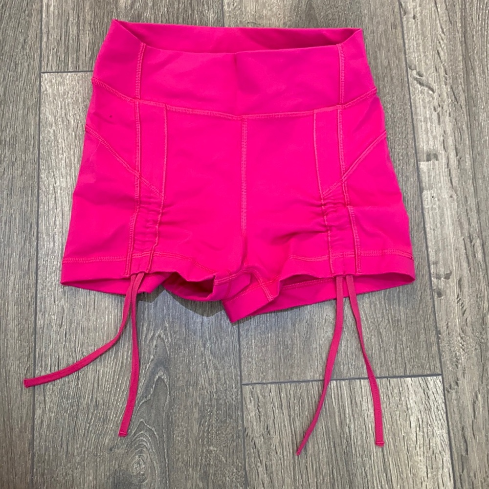 Lululemon Yoga Shorts size 4